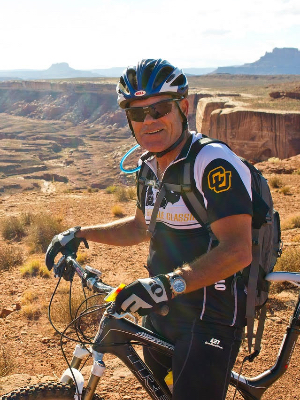 Brad biking the White Rim